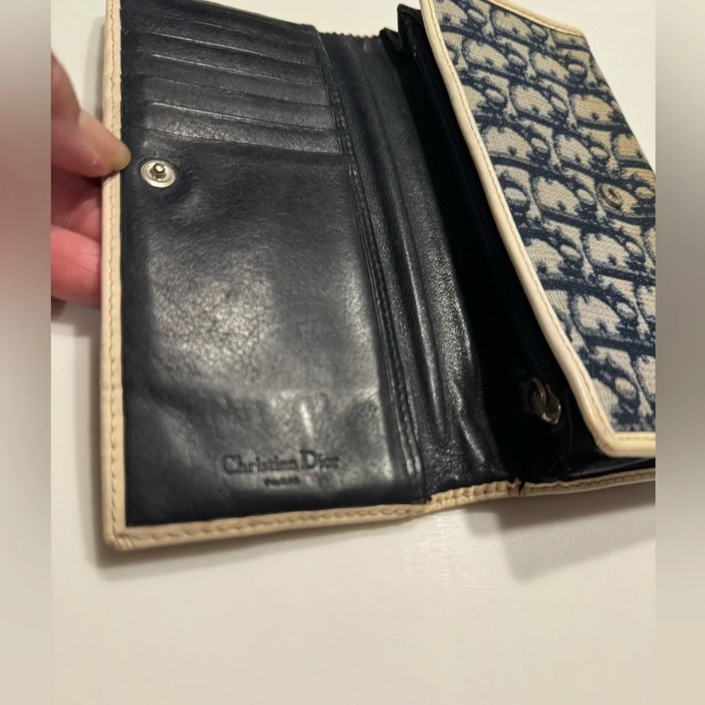 Dior trotter long wallet with provided sling